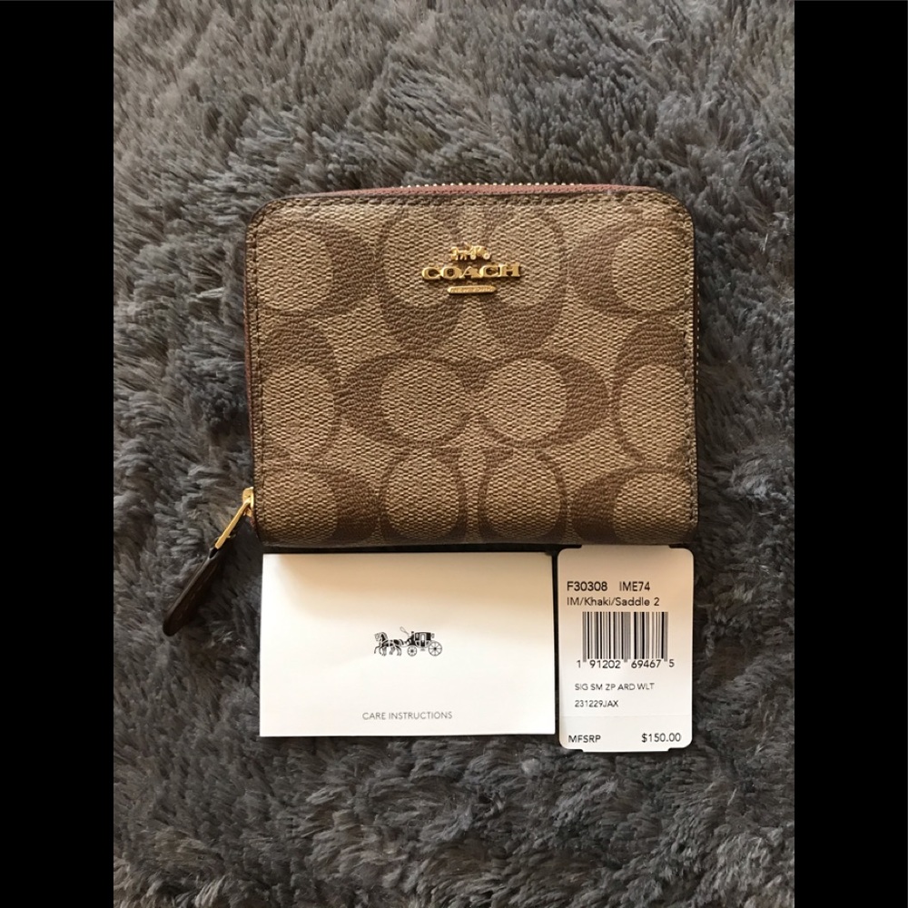 NEW COACH WALLET